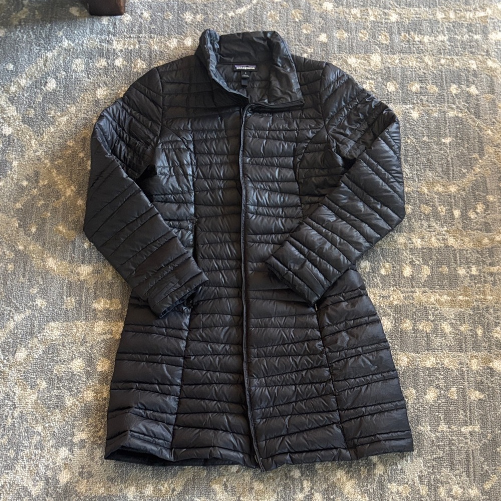 Patagonia Women's Black Puffer Coat